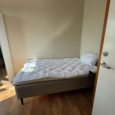 2ng47 - Cheap 3br شقة *