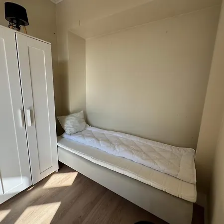 2ng47 - Cheap 3br شقة *